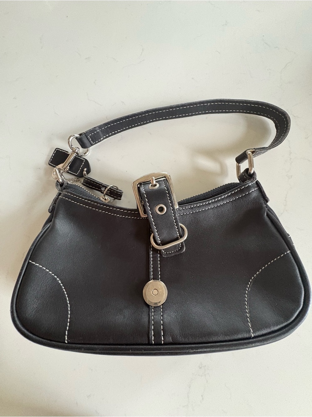 Coach vintage 90 mini Black Leather Shoulder Bag with Contrast Stitching